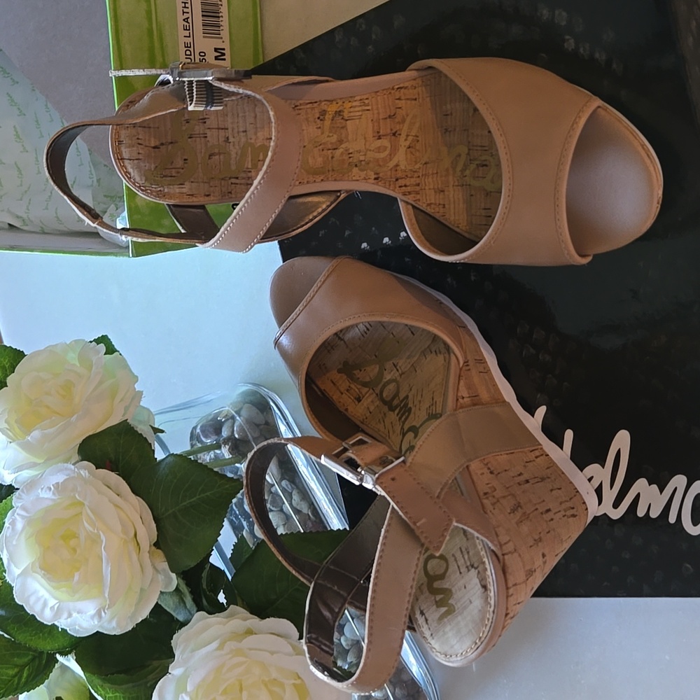 Sam Edelman strap Wedge - Picture 4 of 8